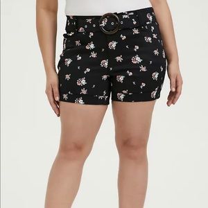 Torrid size 12 Floral Belted Sateen Shorts